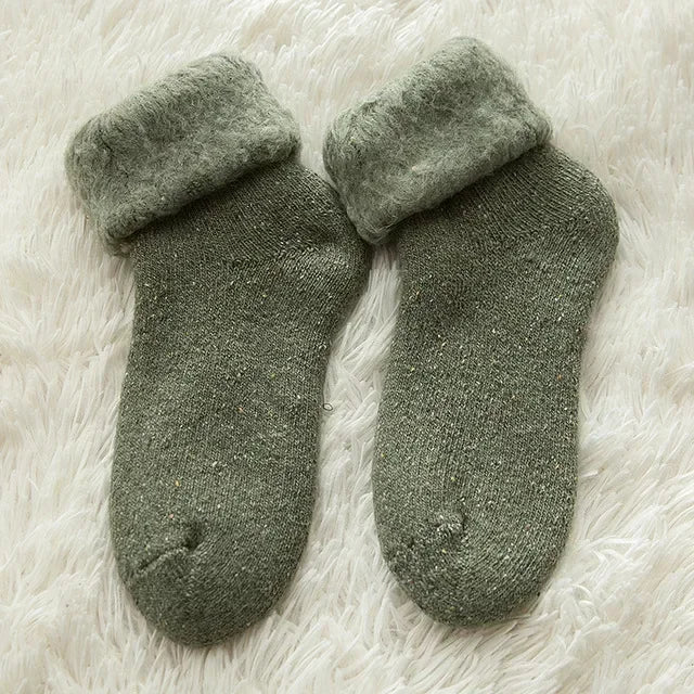 Super Soft Fleece Winter Warm Socks for Women Solid Winter Warm Thicken Coral Plush Socks Thermal Snow Home Sleep Floor Socks
