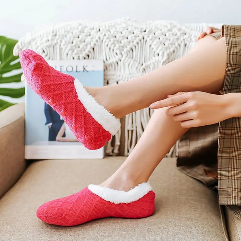 Winter Breathable Non-slip Floor Socks Women Fleece Warm Socks Home Girls Plush Candy Color Footprint Ankle Indoor Slippers Sock