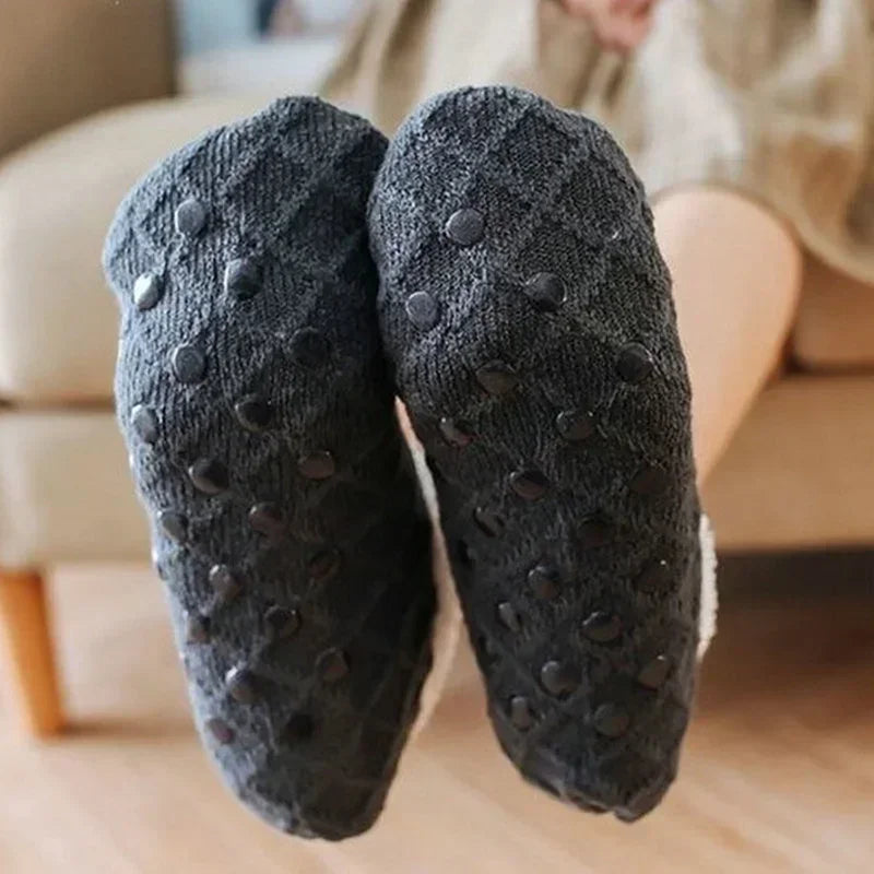 Winter Breathable Non-slip Floor Socks Women Fleece Warm Socks Home Girls Plush Candy Color Footprint Ankle Indoor Slippers Sock