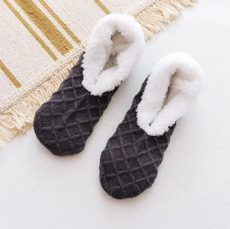 Winter Breathable Non-slip Floor Socks Women Fleece Warm Socks Home Girls Plush Candy Color Footprint Ankle Indoor Slippers Sock